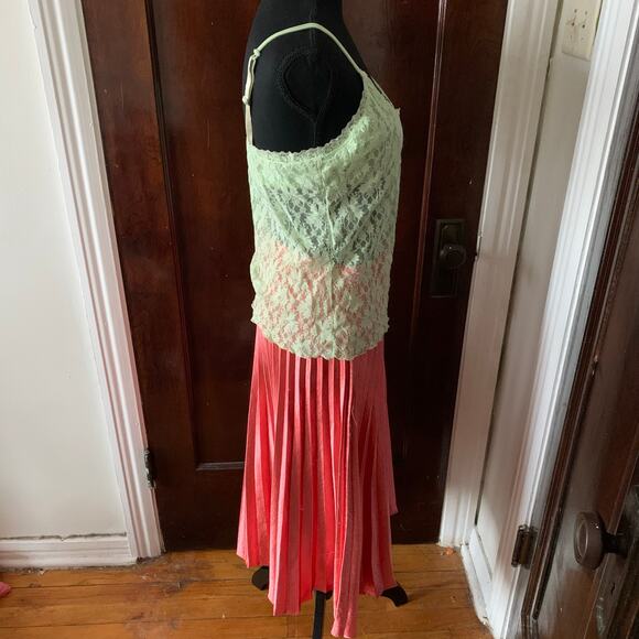 Y2K Vintage Light Green Lace Secret Treasures Camisole Sweetheart Flower MEDIUM - Picture 8 of 10